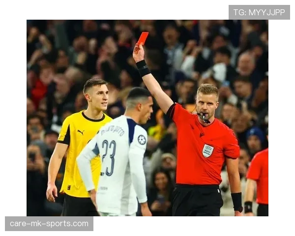 多特关键比赛表现不佳：稳定性承压，赛季走势受到制约