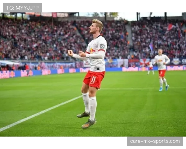 恩昆库的无球跑动与空间利用解析